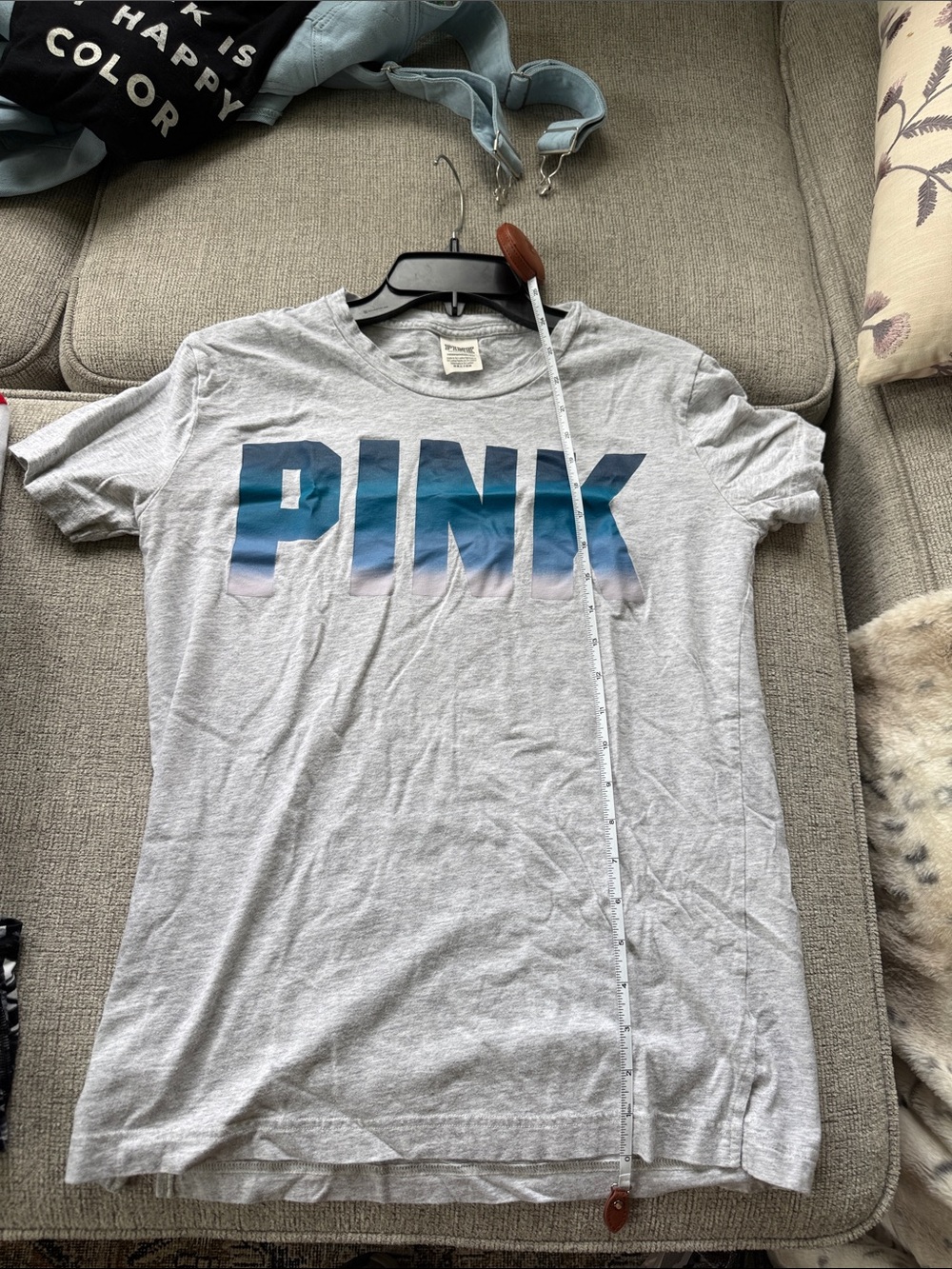 PINK Victoria's Secret Gray Tee with Blue Ombre Logo - Picture 3 of 7